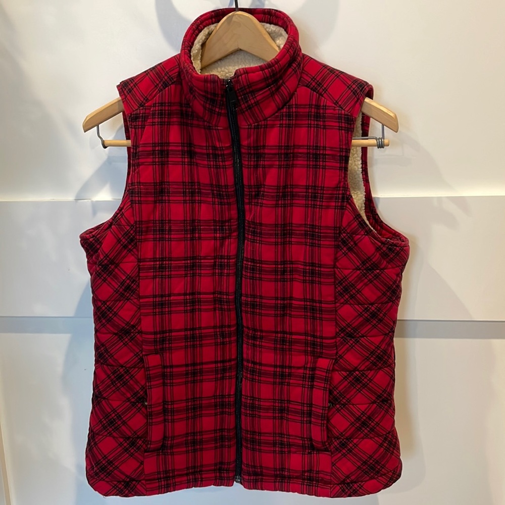 Duluth Trading Co. Buffalo Plaid Sherpa Vest